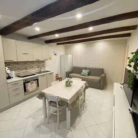 Donnarumma House شقة